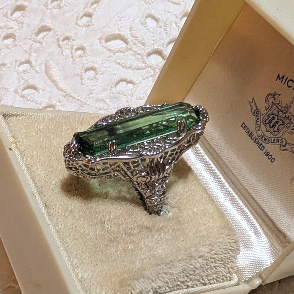 VTG Style Sterling Filigree Peridot Ring - Picture 4 of 7